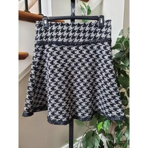 Pura Vida Women's Black & White 100% Wool A-Line Casual Knee Length Skirt Size 4
